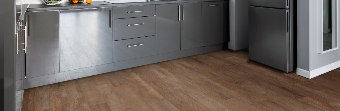 Kitchen With Cameo Plus Spicewood Floor